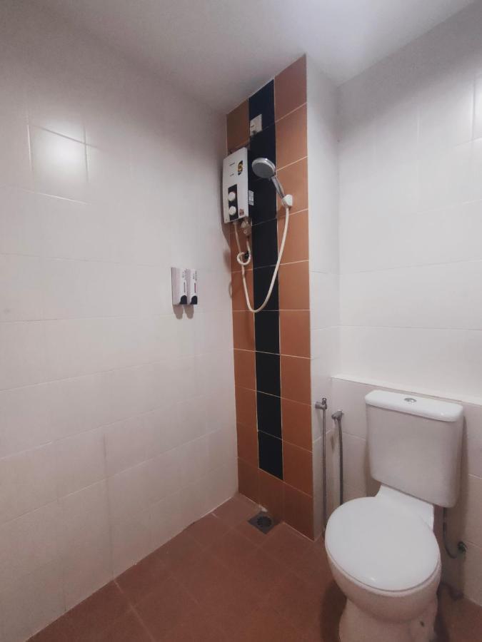 Allbes Parklands Hotel كلانغْ المظهر الخارجي الصورة