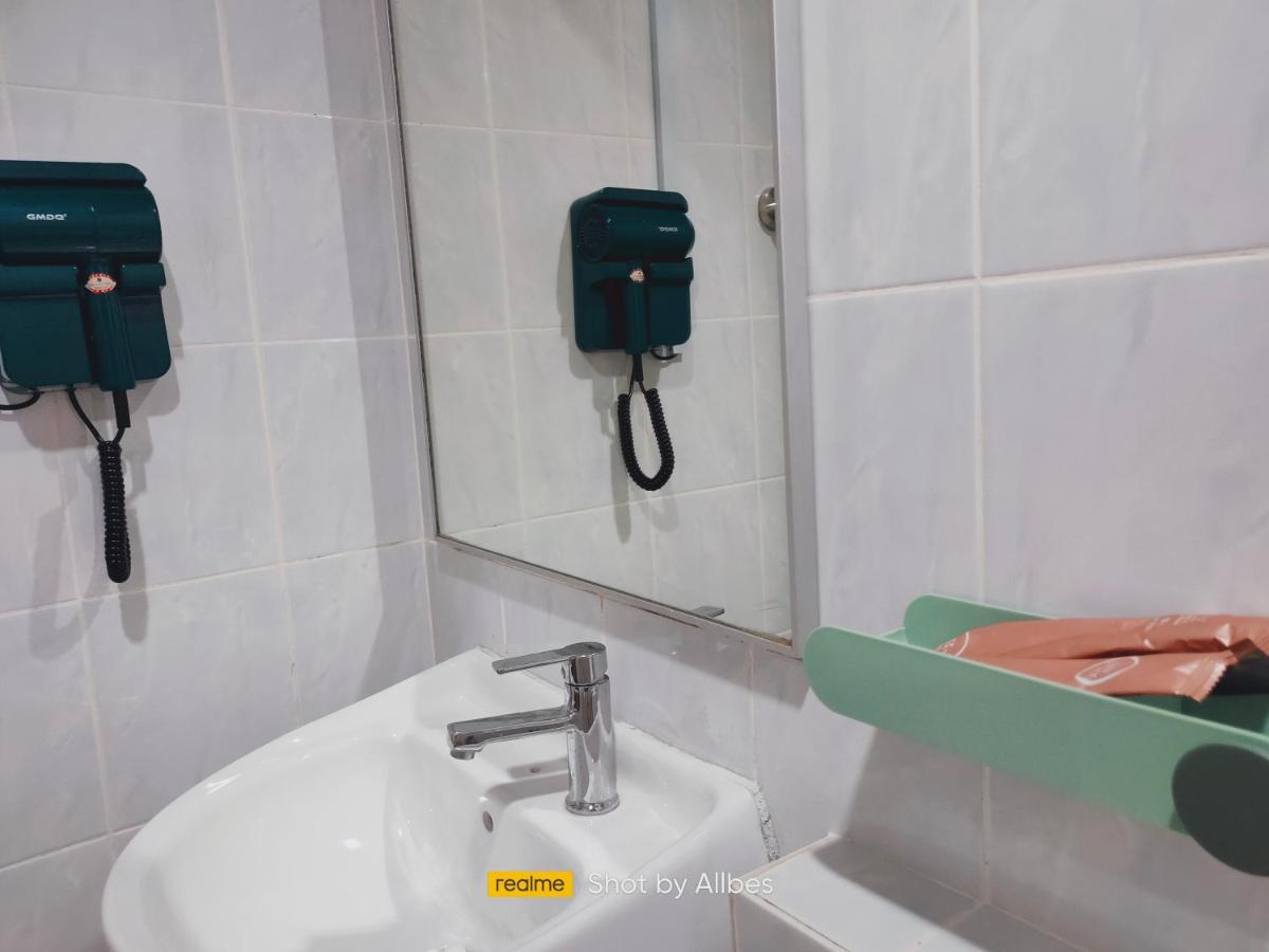 Allbes Parklands Hotel كلانغْ المظهر الخارجي الصورة