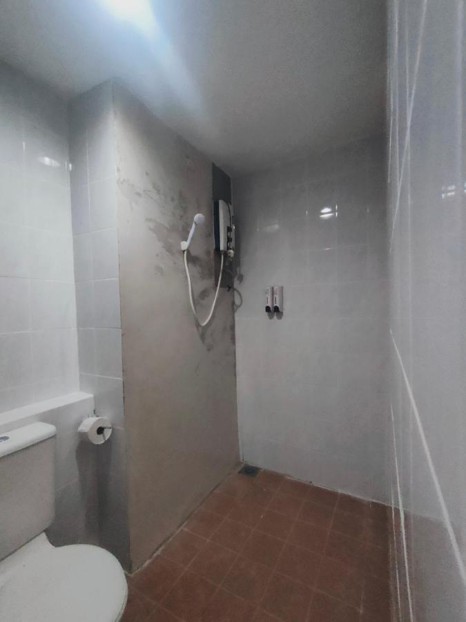 Allbes Parklands Hotel كلانغْ المظهر الخارجي الصورة