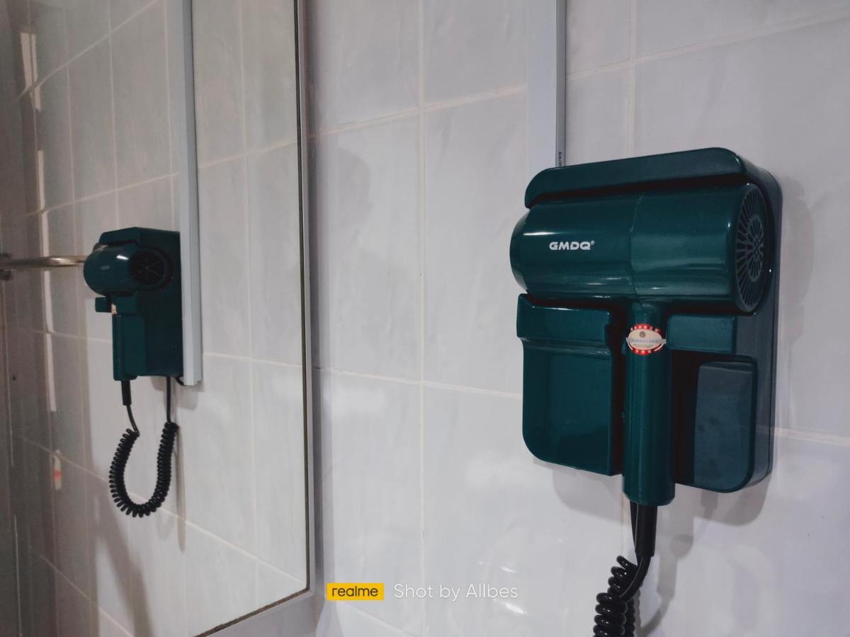 Allbes Parklands Hotel كلانغْ المظهر الخارجي الصورة